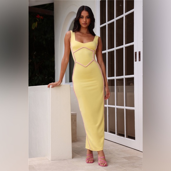 Beautiful yellow maxi dress (lemon/pink trim) - Picture 2 of 3